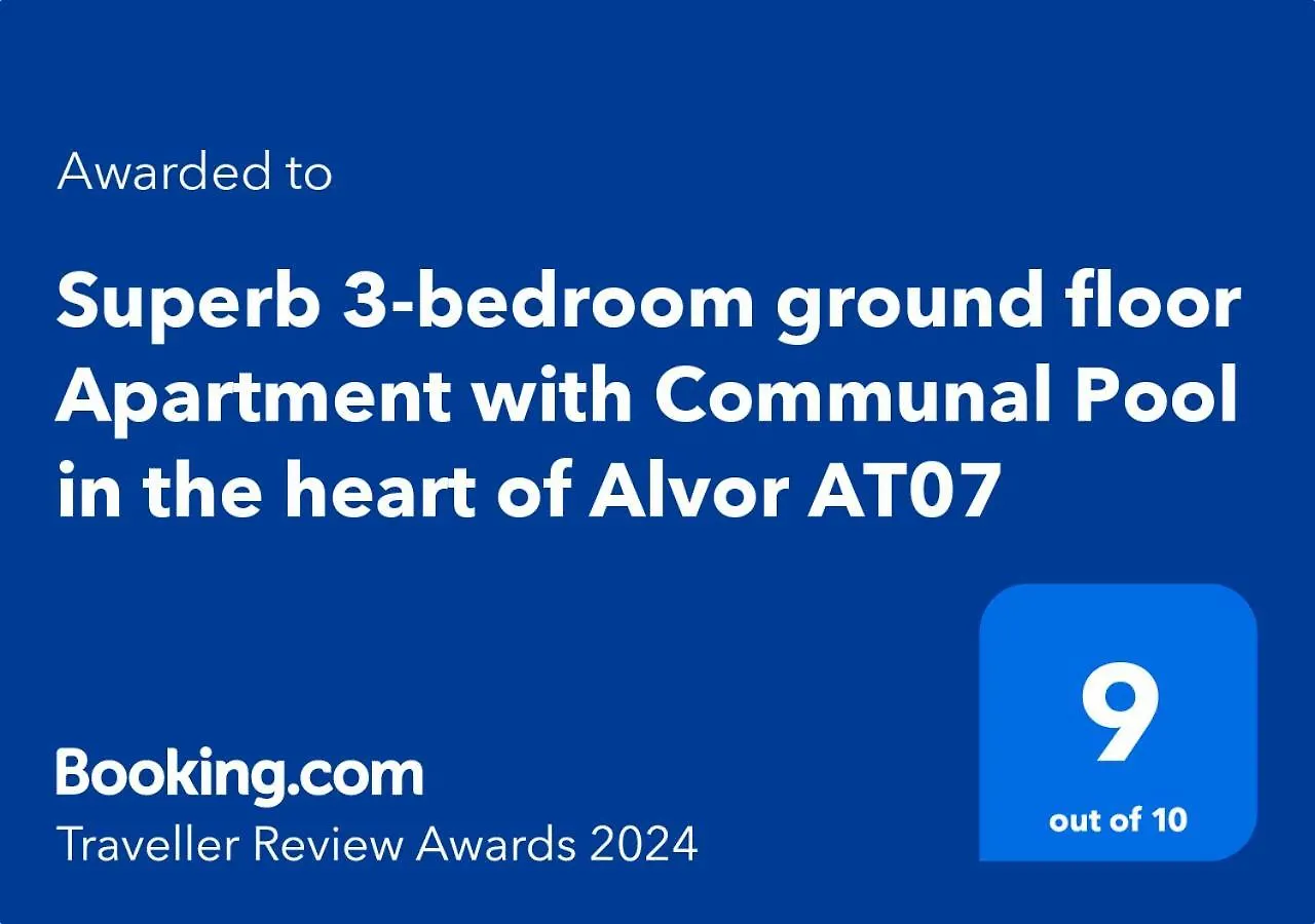 3-Bedroom Ground Floor Apartment With Communal Pool In The Heart Of Alvor At07